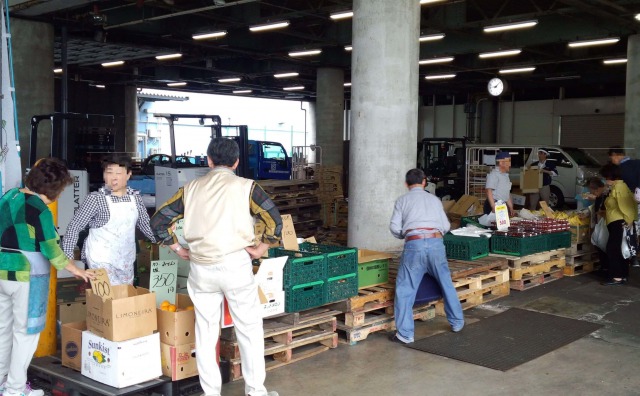 川崎南部市場の『青果』エリア1