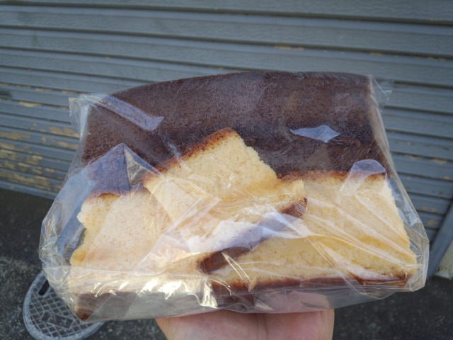 かすてら小田藤のかすてらの切れ端