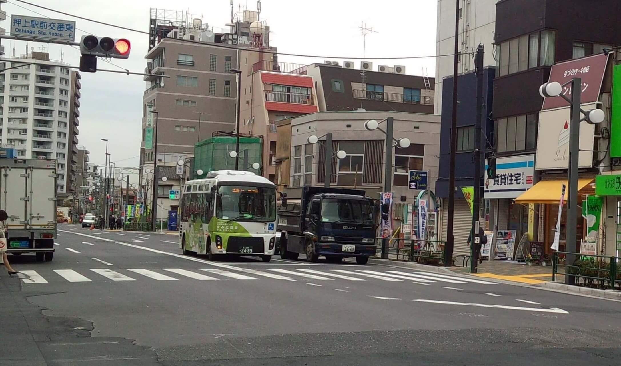 押上駅前交番東の交差点