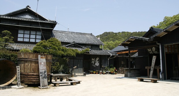 ヤマロク醤油